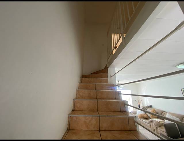 2 BEDROOM APARTMENT FOR SALE IN BEDFORDVIEW